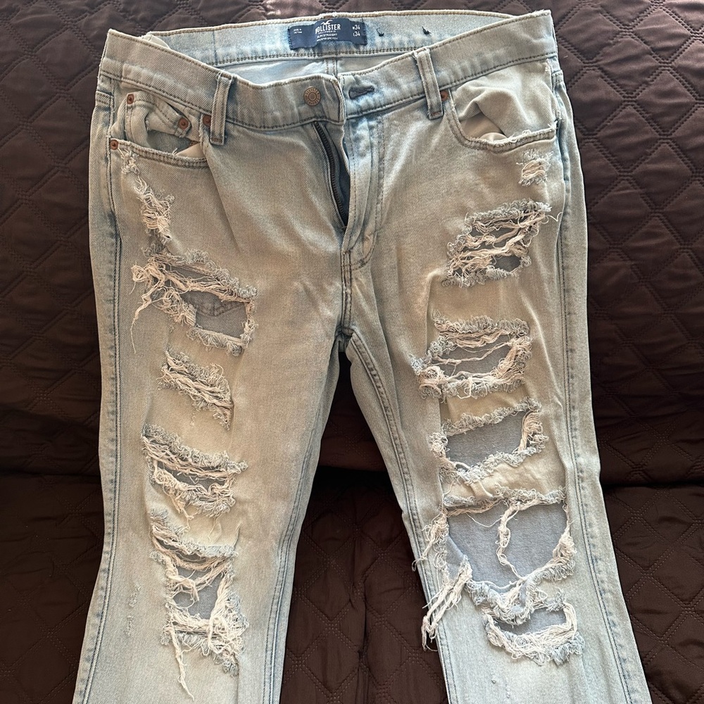 Distressed Light Blue Jeans